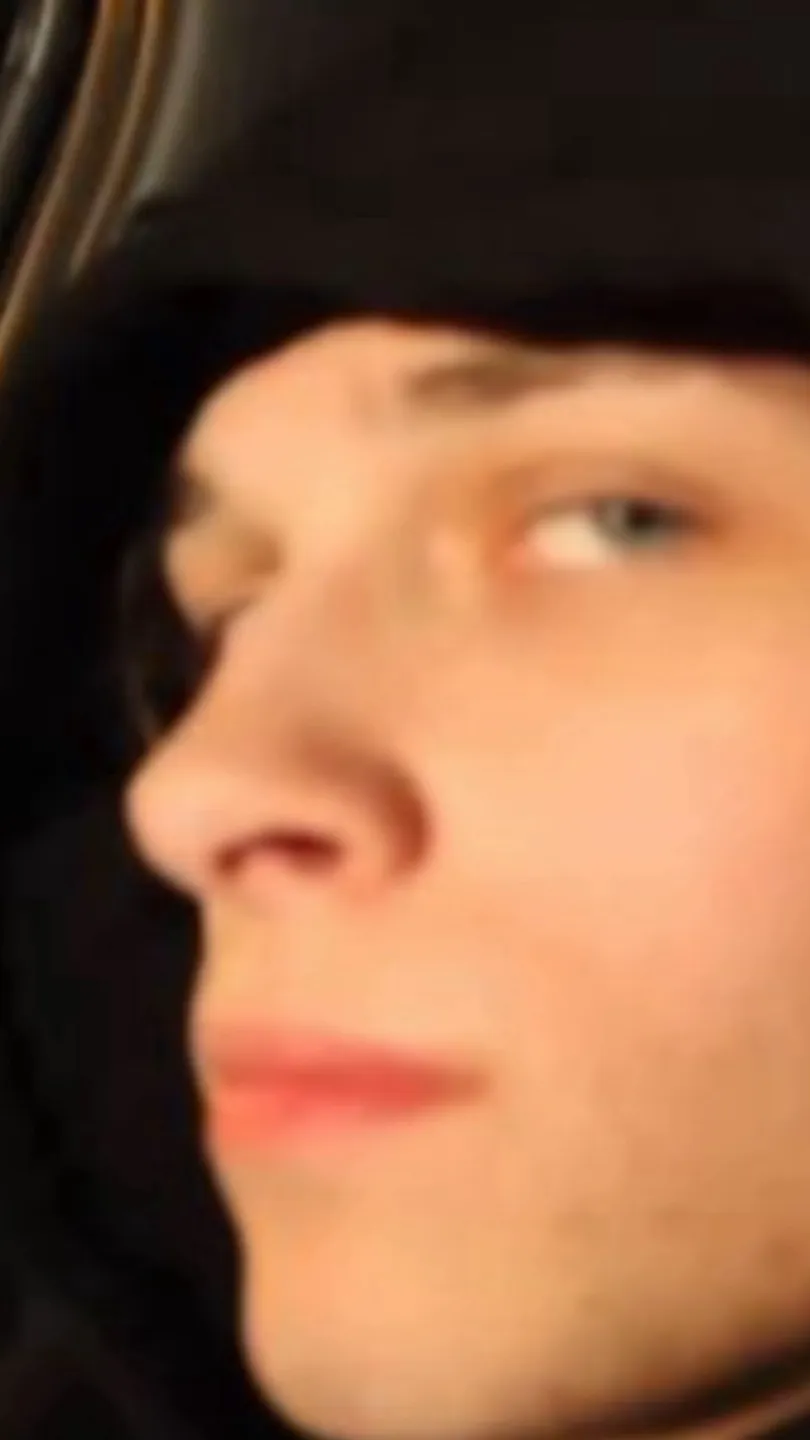 ai character: Chris Sturniolo background