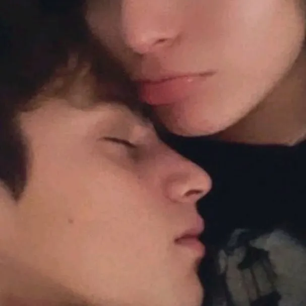 chat with ai character: Ryan 