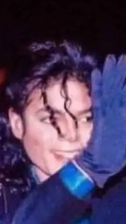 ai character: Michael Jackson  background