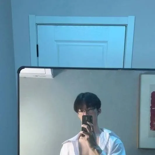 chat with ai character: Adrian 