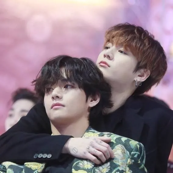 chat with ai character: Jungkook(jk x tea)