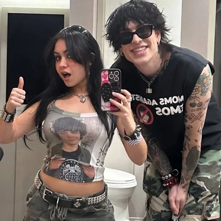 chat with ai character: Jake and Tara