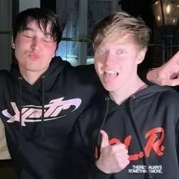 chat with ai character: Sam and Colby🫶