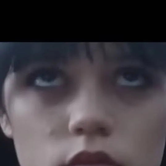 chat with ai character: wednesday Addams 