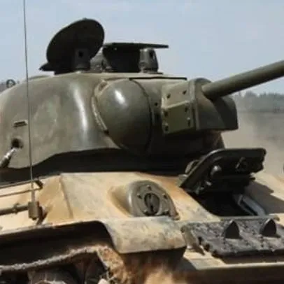 chat with ai character: танк T-34
