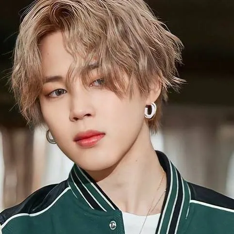chat with ai character: Park Jimin 