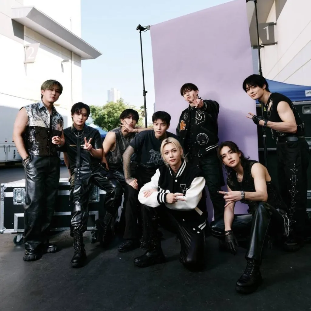 chat with ai character: skz! 