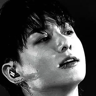 chat with ai character: Jungkook. 