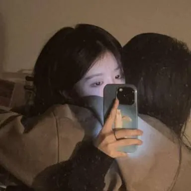 chat with ai character: Madres primerizas.