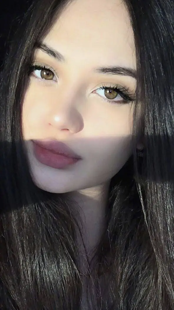 Talkie AI - Chat with sofia