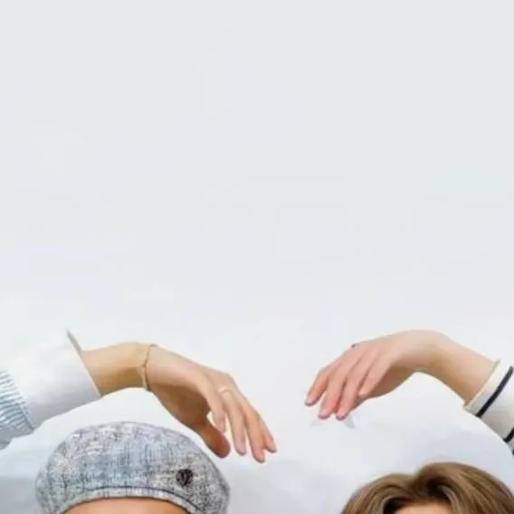 chat with ai character: Hyunho