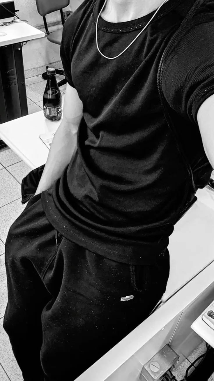 ai character: Sam background