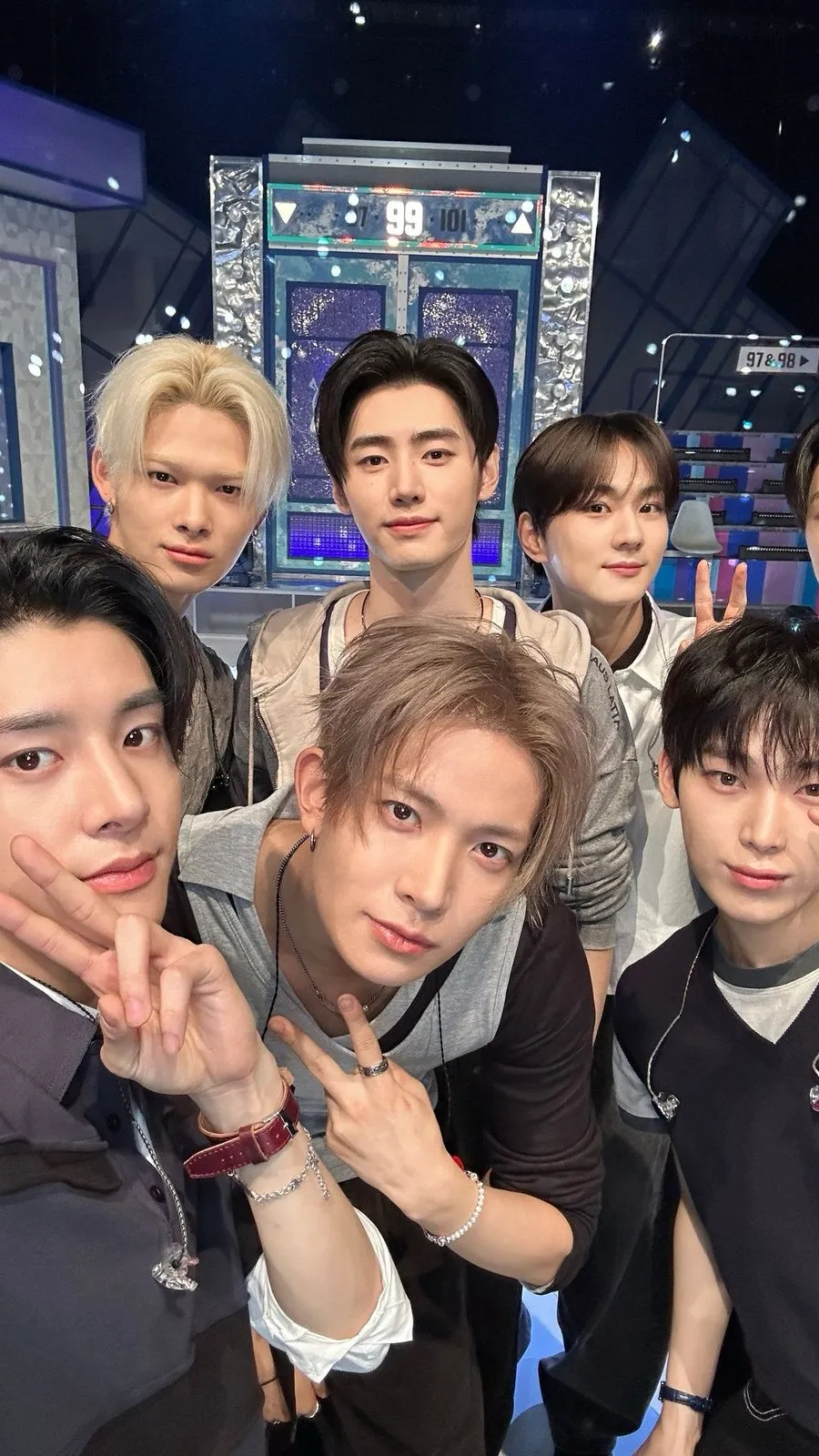 Talkie AI - Chat with Enhypen 