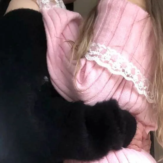 chat with ai character: Лия и Юни