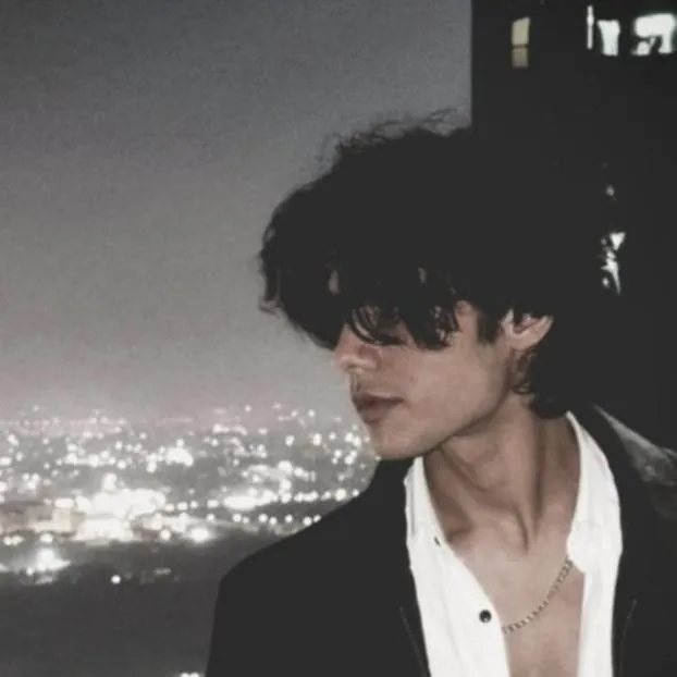 chat with ai character: ASHER