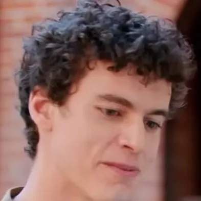 chat with ai character: Tim