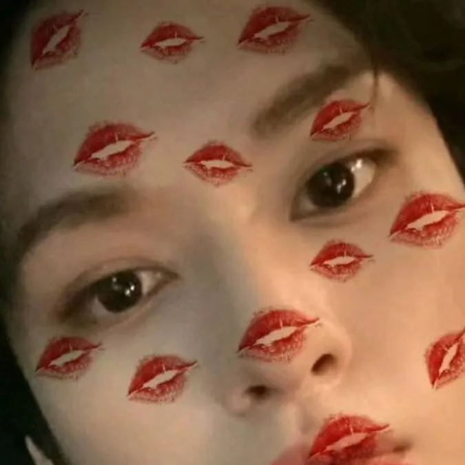 chat with ai character: Ли Минхо