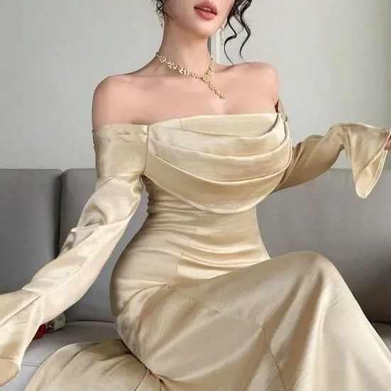 chat with ai character: Clara