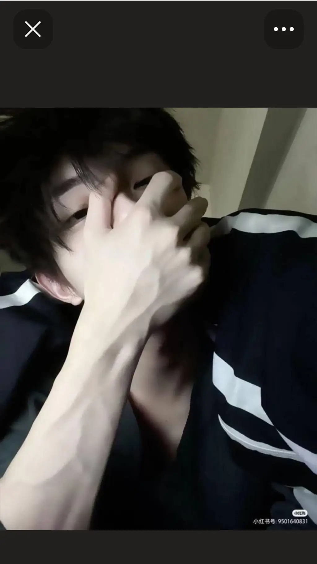 ai character: Migui background