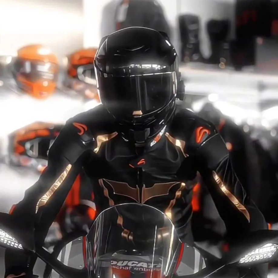 chat with ai character: gotham rider