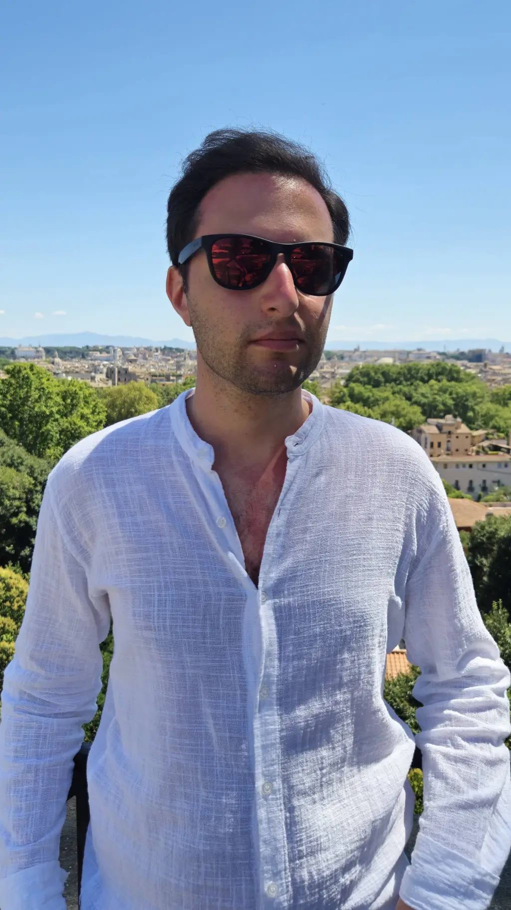 ai character: Samuel Palummo background