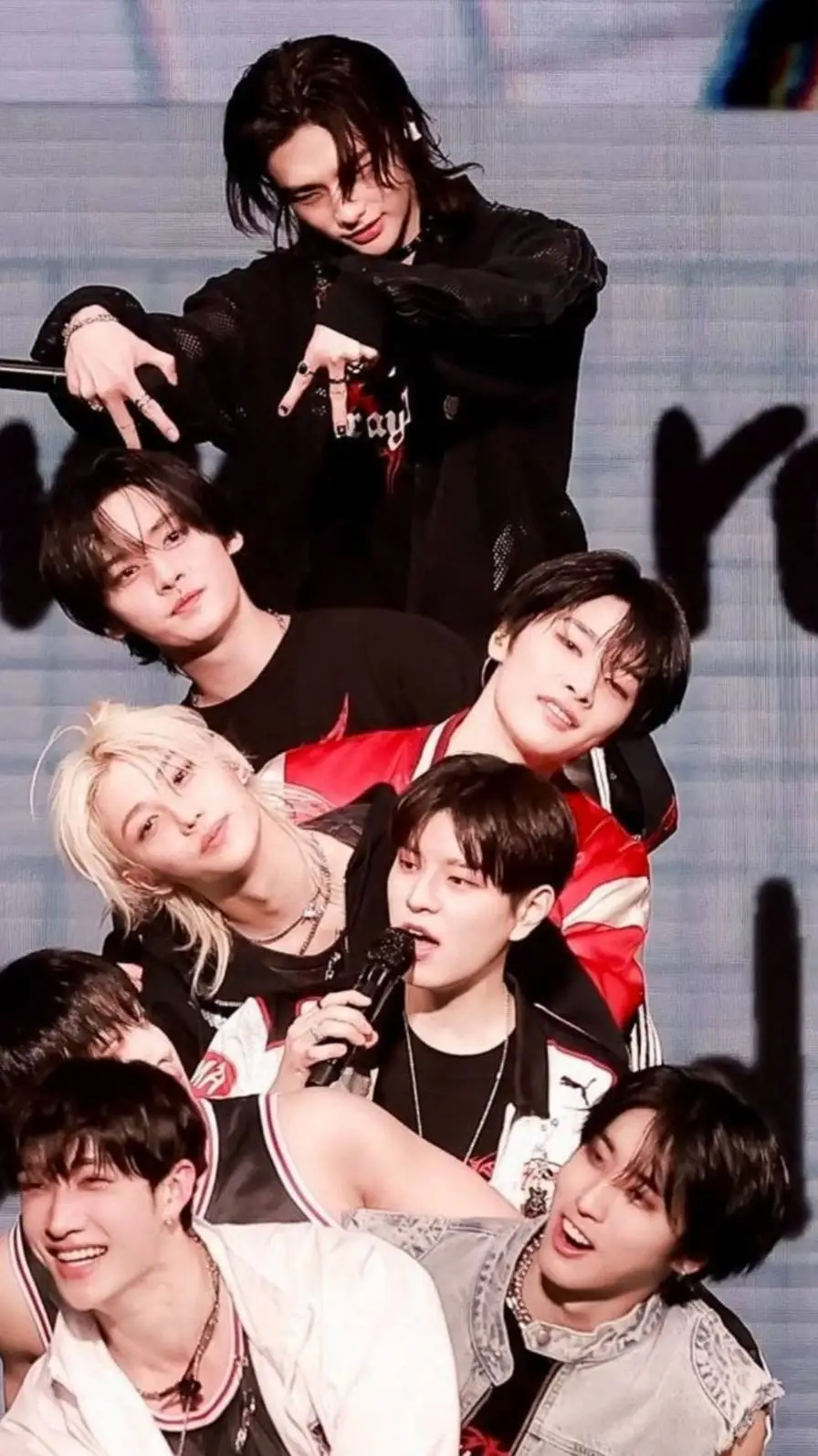 ai character: stray kids  background