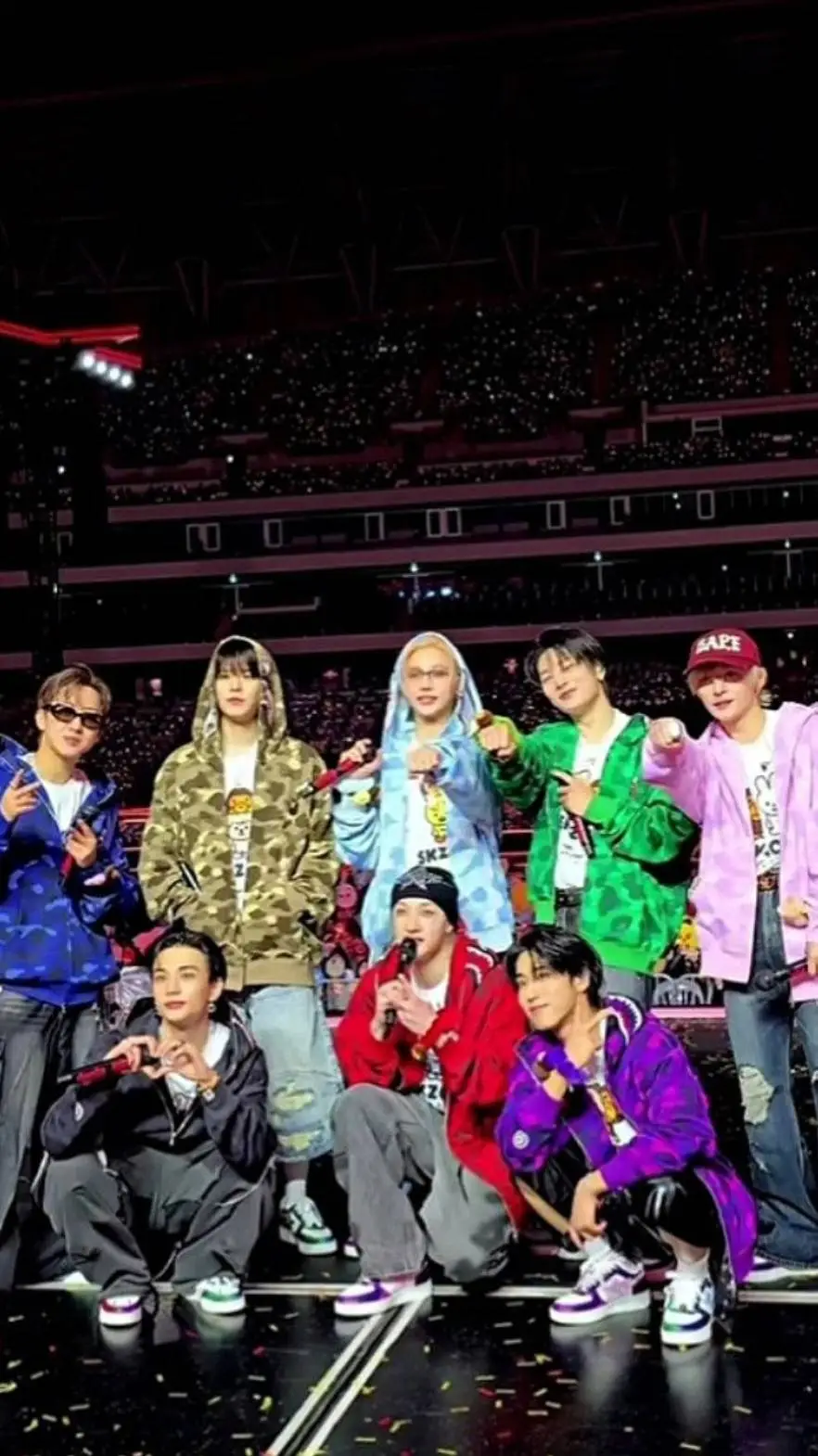 ai character: stray kids  background