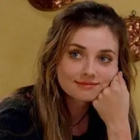 chat with ai character: Blaire Bennett