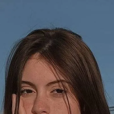 chat with ai character: Alice