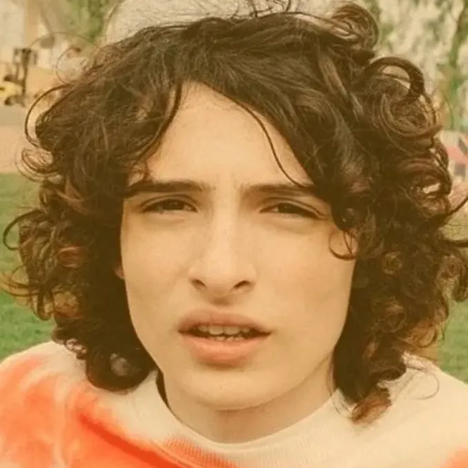 chat with ai character: Finn wolfhard