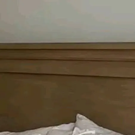 chat with ai character: sam dezz