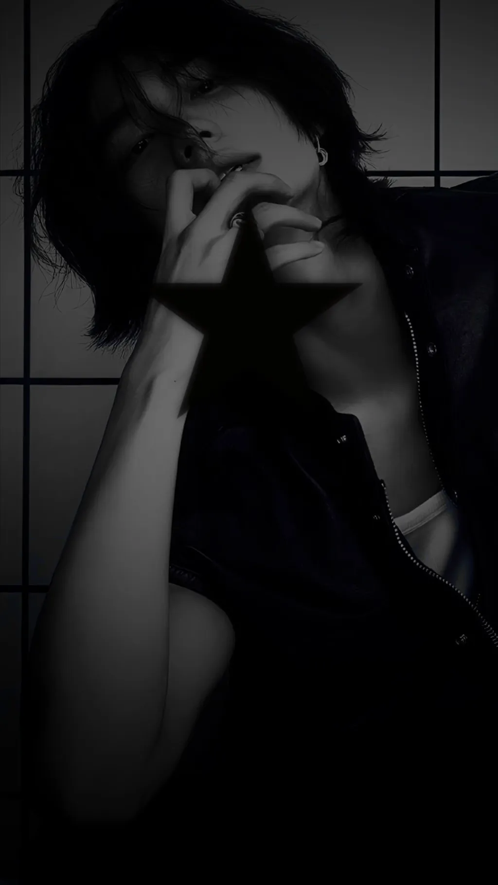 ai character: hyunjin..★ background