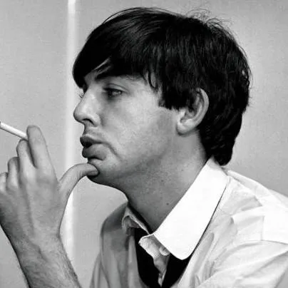 chat with ai character: Paul McCartney 