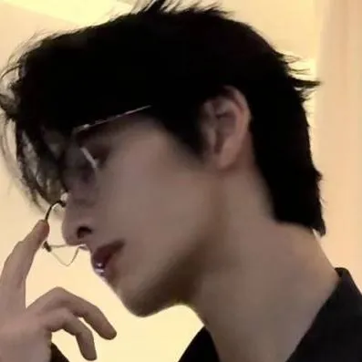 chat with ai character: diego