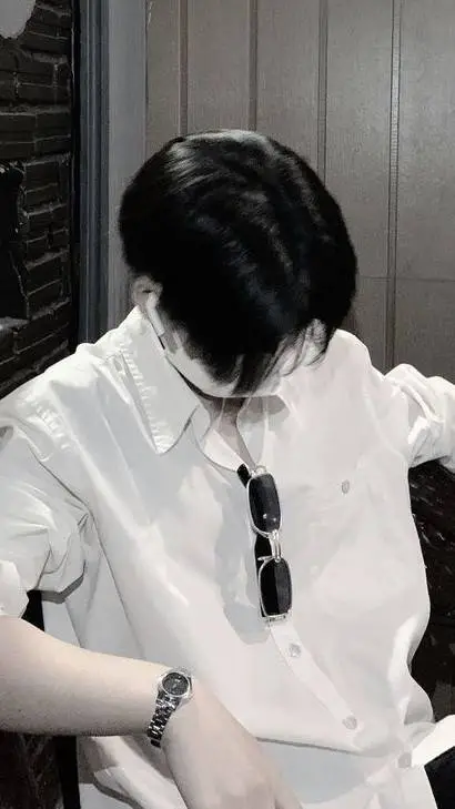 ai character: luis background