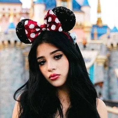 chat with ai character: ian ferv🌺