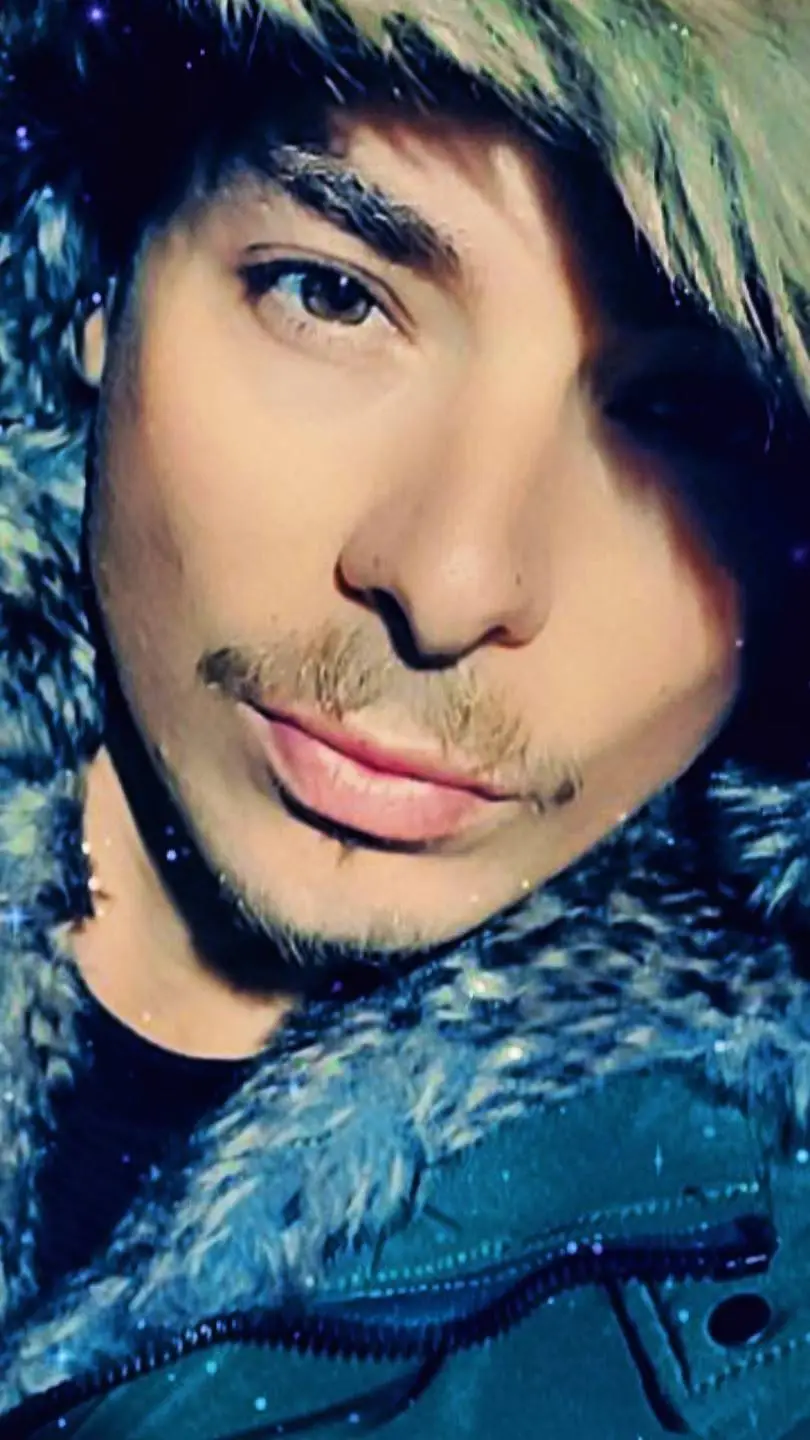 ai character: Ryder background