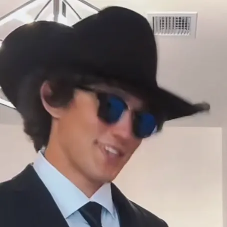 chat with ai character: Tristan Parker