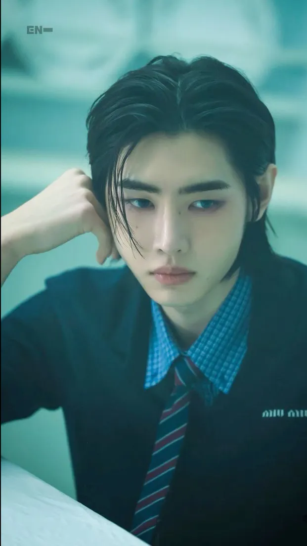 ai character: ~SUNGHOON~ background