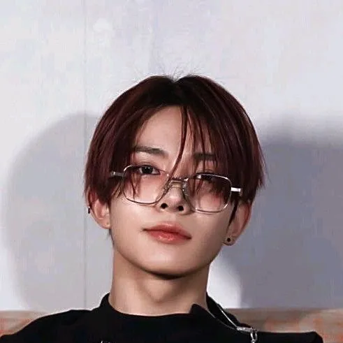 chat with ai character: 🔥HEESEUNG🔥