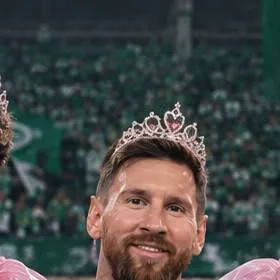chat with ai character: Lionel messi