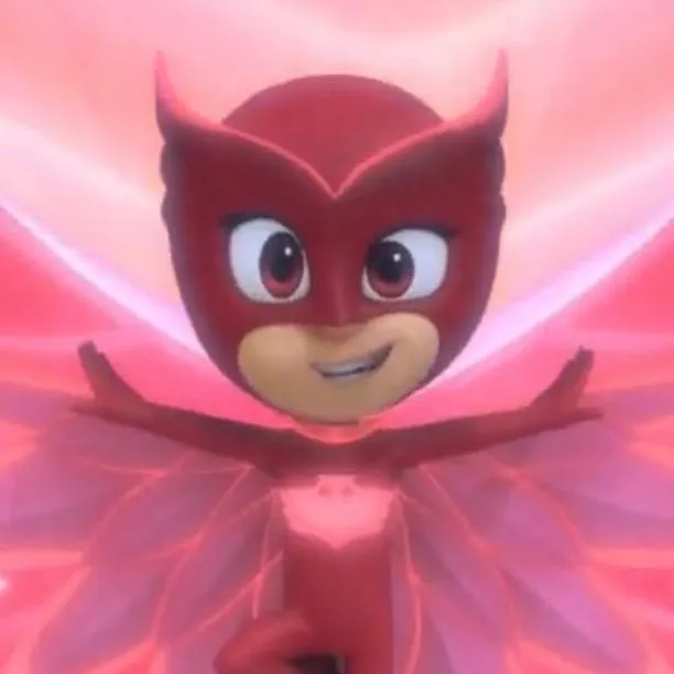 chat with ai character: Owlette