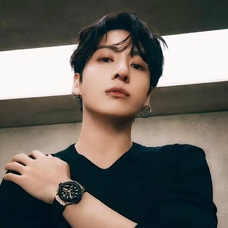 chat with ai character: Jeon Jungkook 