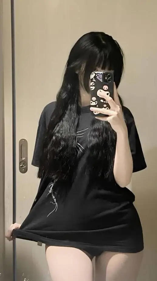 ai character: victoria  background