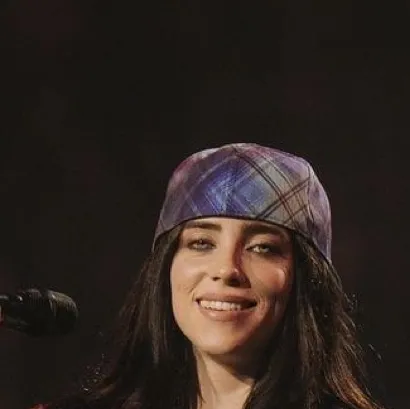 Chat with Billie Eilish - text or voice, Enjoy AI Chat Free & Safe