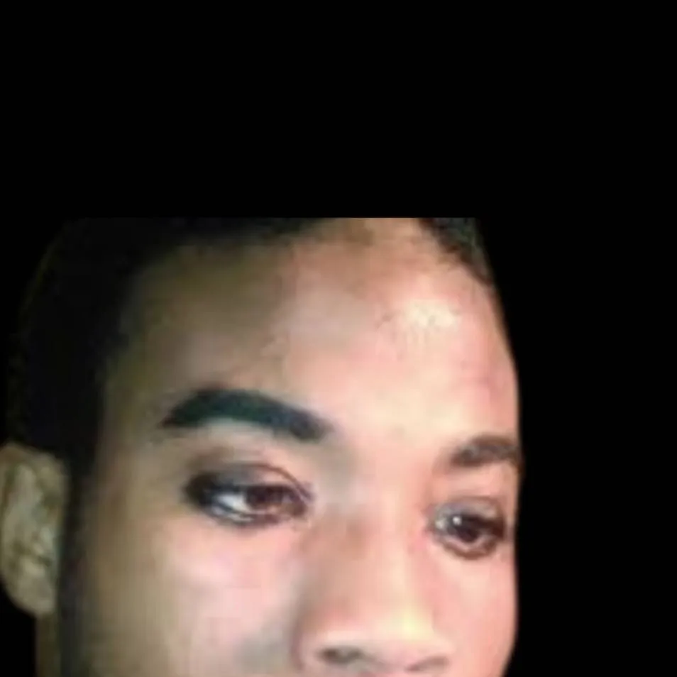 chat with ai character: Shamar