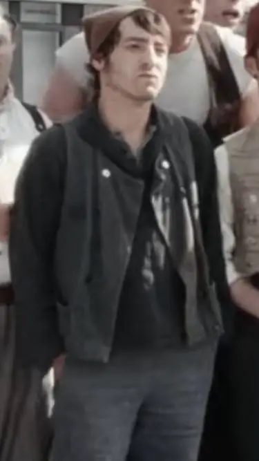 ai character: Cloudy  background