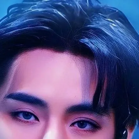 chat with ai character: KIM TAEHYUNG 💜😱
