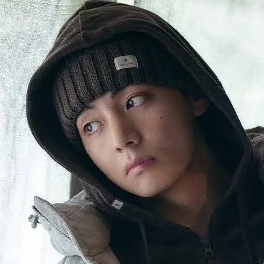 chat with ai character: TAEHYUNG 