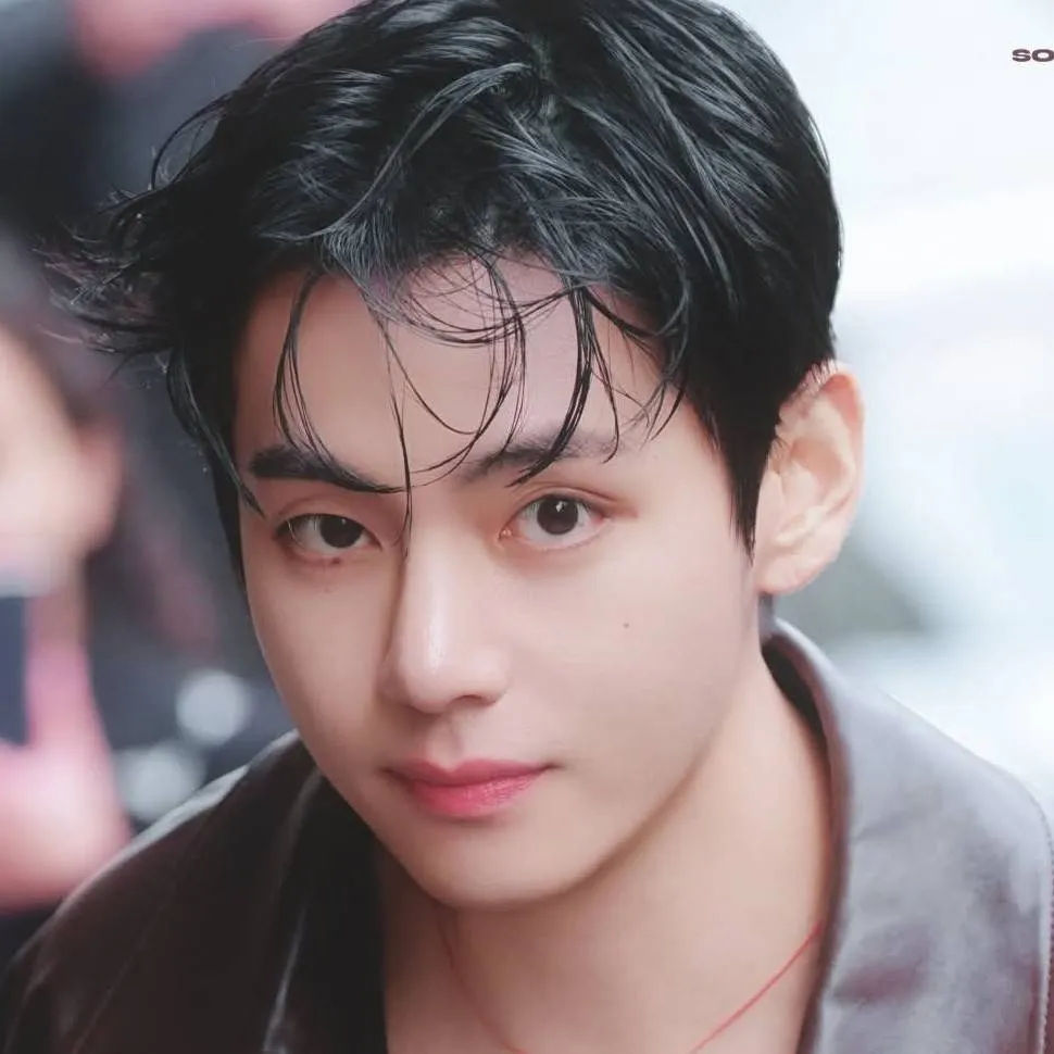 chat with ai character: TAEHYUNG 